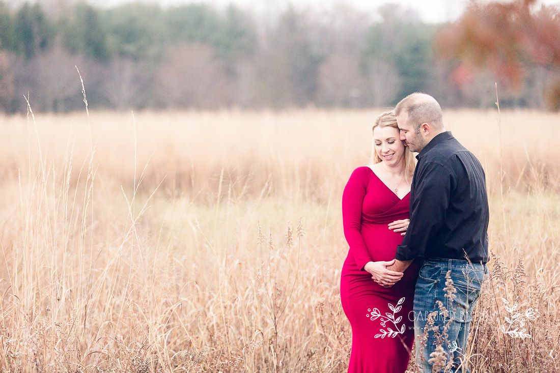 Maternity Photographers in Allen County Ohio