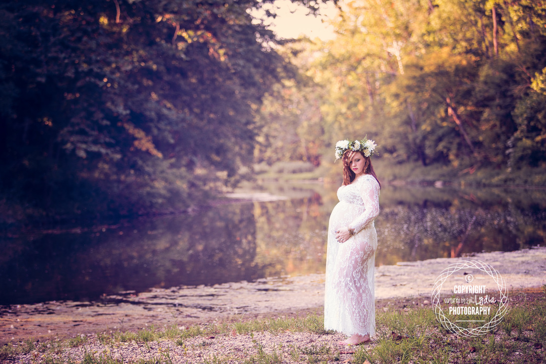 Ohio Maternity Photographer
